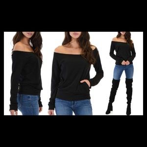 Wide neck sweatshirt